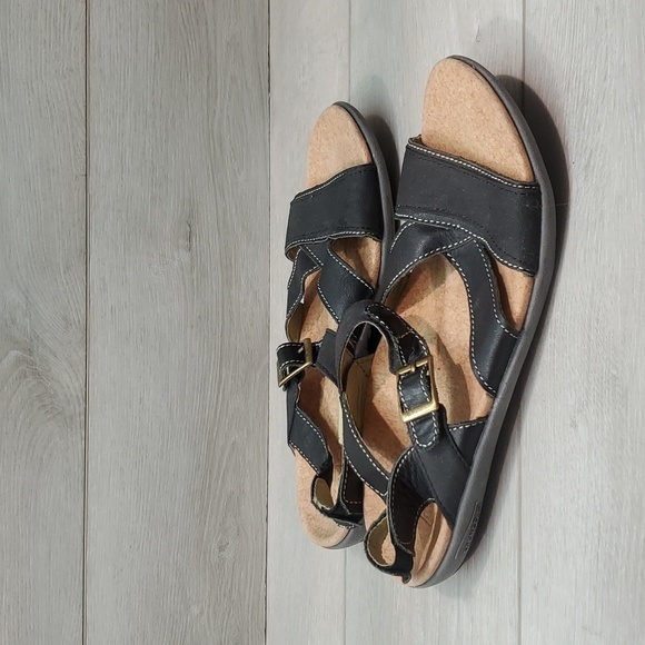 Sold Spenco Womens Ankle Strap Sandals Flats Slide Flip flop shoes sz 7 - Picture 2 of 12